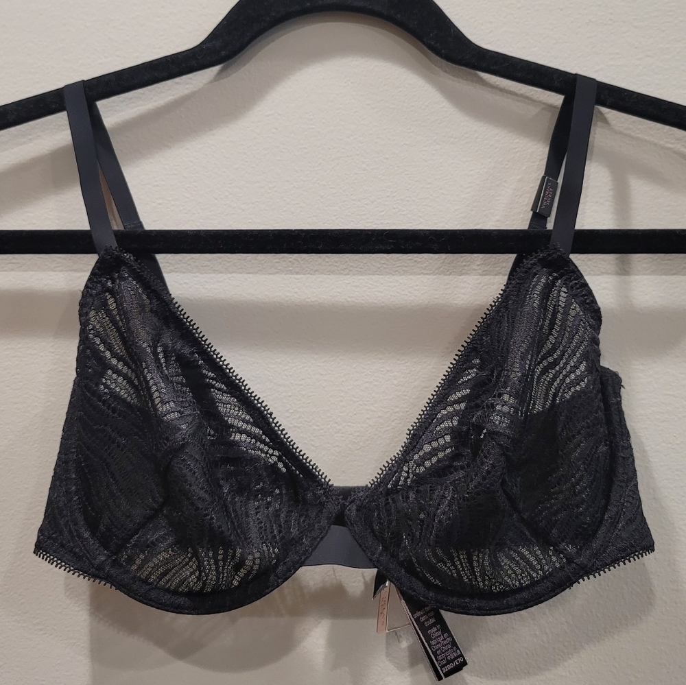Sz 32DDD Black NWT Victoria's Secret Unlined Lace Demi Bra